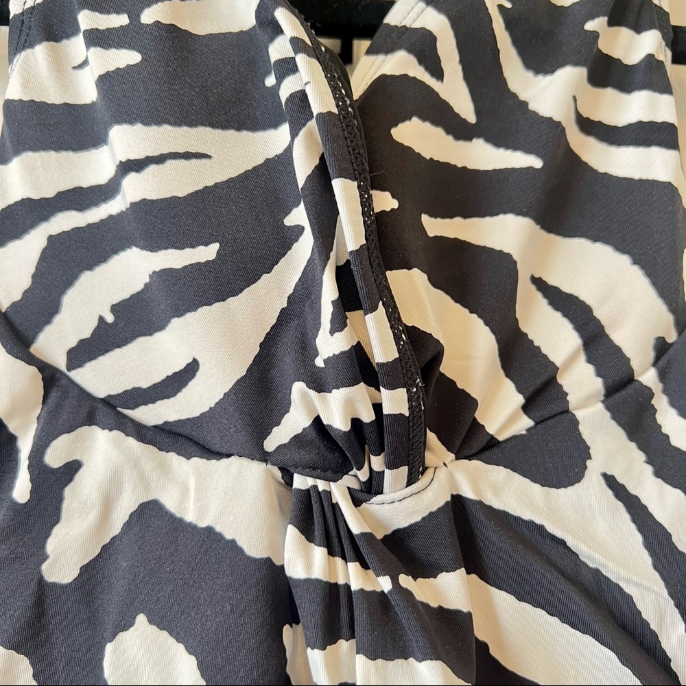 OLD NAVY Zebra Print One Piece Bathing Suit—SZ. Small - Picture 3 of 9